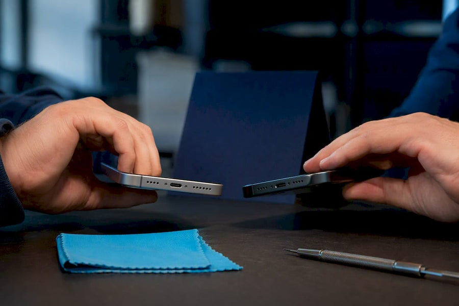 Anonymous refurbished phones during careful purchase inspection